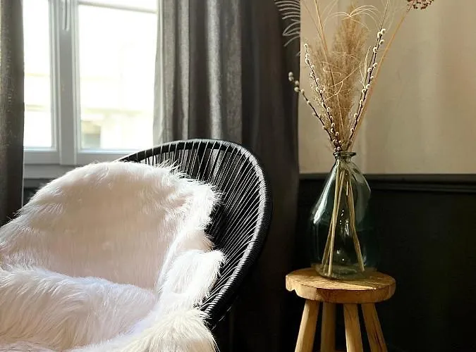 Апартаменти Bel Proche Gare, Centre D'angers *